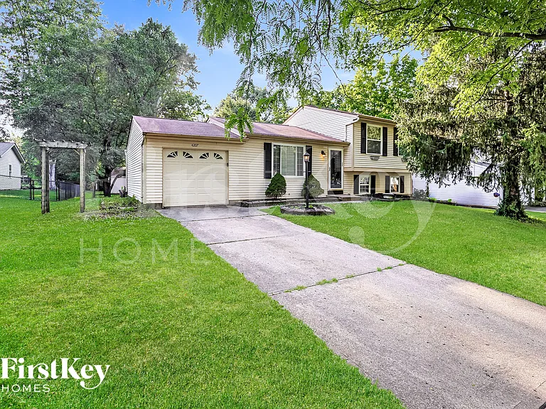 4207 Edinburgh Dr — Photo 2