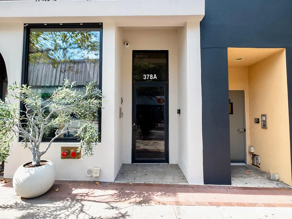 378 George St #1