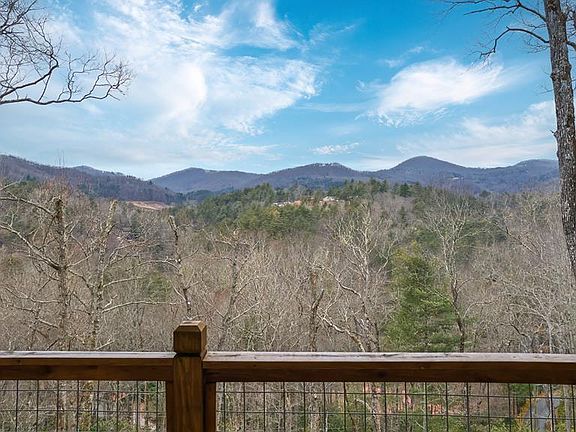 2nd image of 960 Woods Mountain Trl