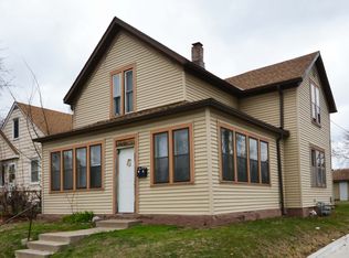 1237 7th St E, Saint Paul, MN 55106