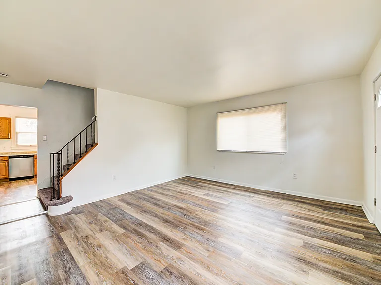 714 Industry St — Photo 23