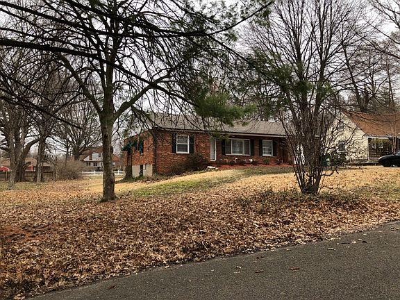 2nd image of 1641 Monticello Dr