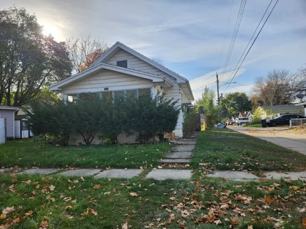 712 Ellis Ave, Rockford, IL 61103