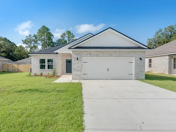 108 Azalea Dr, Freeport, FL 32439