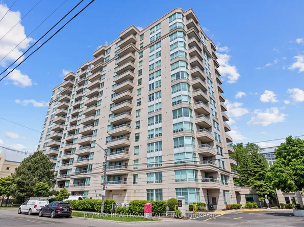 8 Covington Rd #509, Toronto, ON M6A 3E5