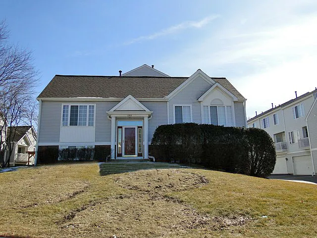 2303 Dawson Ln photo 1