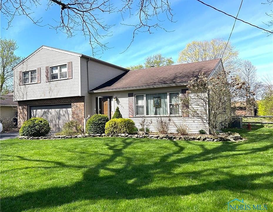 1st image of 621 Pasteur Ave