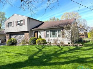 621 Pasteur Ave, Bowling Green, OH 43402