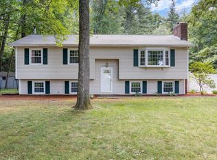 13 Brook Rd, Litchfield, NH 03052