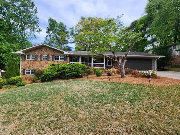 2478 Brookhurst Dr, Atlanta, GA 30338
