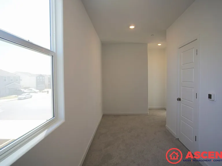 3316 Laurel Hill Ln — Photo 22