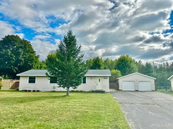 4645 River St, Quinnesec, MI 49876