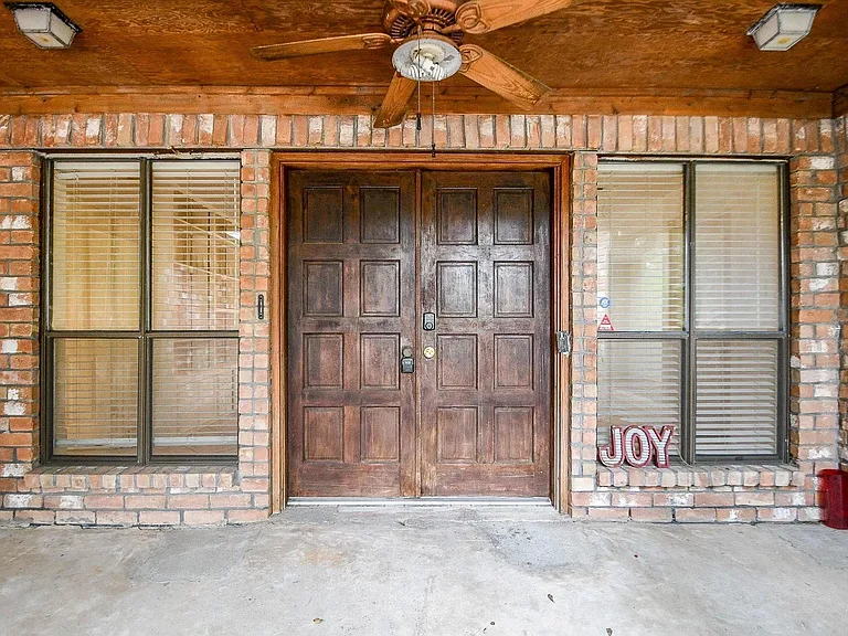 6702 Spring Leaf Dr — Photo 6