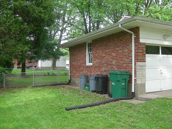 2nd image of 9644 Cutler Dr