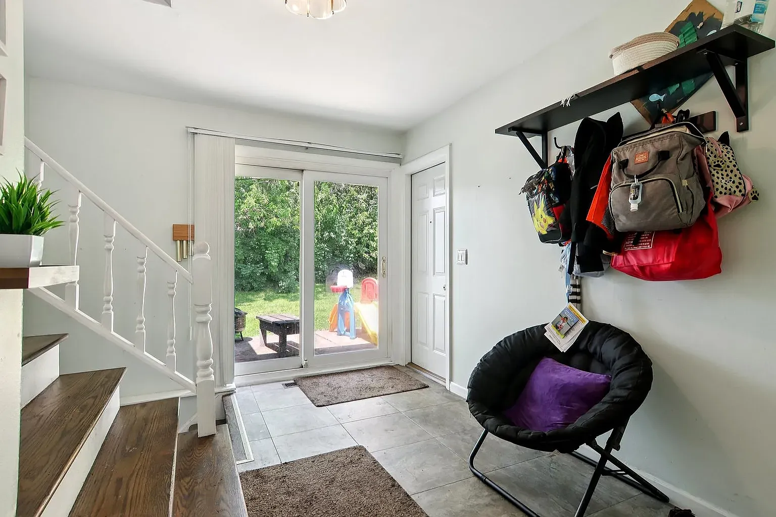 5 bed, 2538 sqft, $3,550 — Photo 3