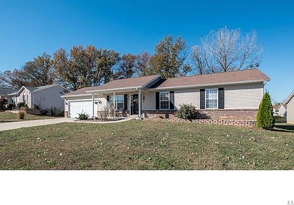 2nd image of 55 Parkway Dr