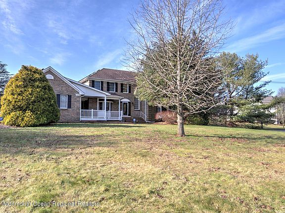 2nd image of 1 Fern Dr