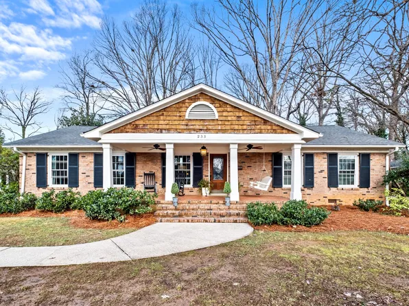 233 Chiswick Rd, Charlotte, NC 28211