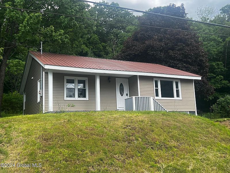 2nd image of 1123 Nys Rt 29