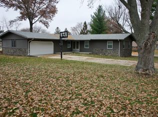 3068 City View Dr, Rockford, IL 61101