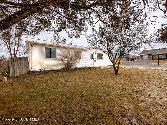 2nd image of 301 Animas St