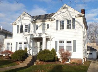 119 46th St, Sandusky, OH 44870