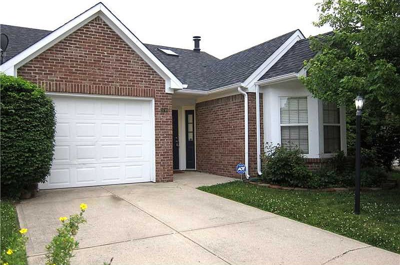 Exterior Front. Neat, Clean, Impressive, this home will get you excited about having your friends over, or sitting on the deck in the evening, or putting your feet up by the fire.  ROOF 1 YEAR OLD!  DECK/FENCE 5 YRS OLD!  EXTRA PARKING at the end of the c