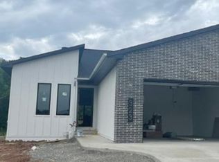 323 Aldon Cir, Green Bay, WI 54304