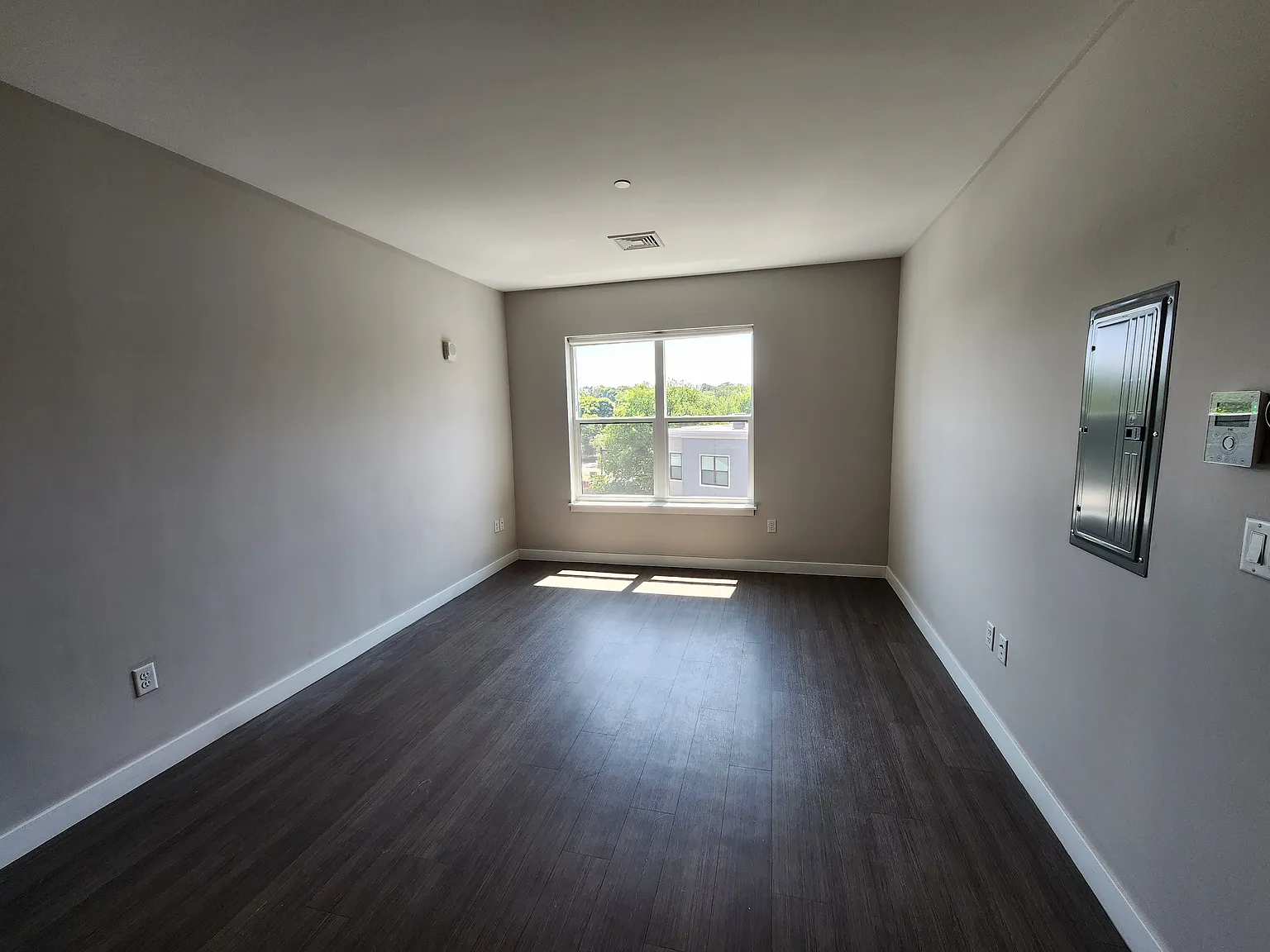 1 bed, 790 sqft, $2,600 — Photo 3