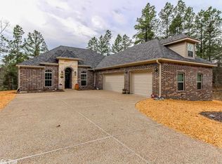 3 Altiplano Cir, Hot Springs Village, AR 71909