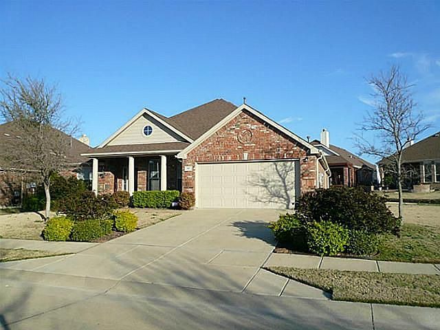 1st image of 907 Quarry Oaks Dr