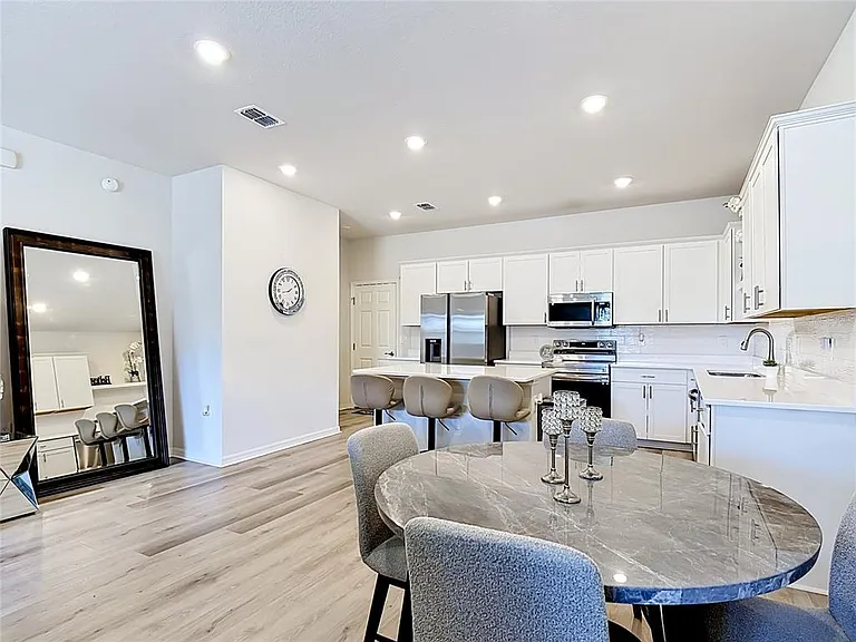 371 Crossings Ave — Photo 12