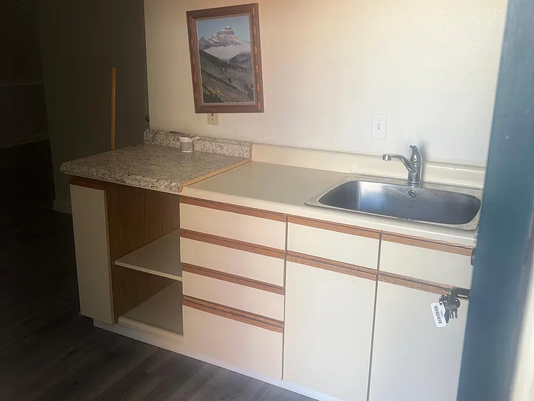247 B St #1/2 — Photo 2