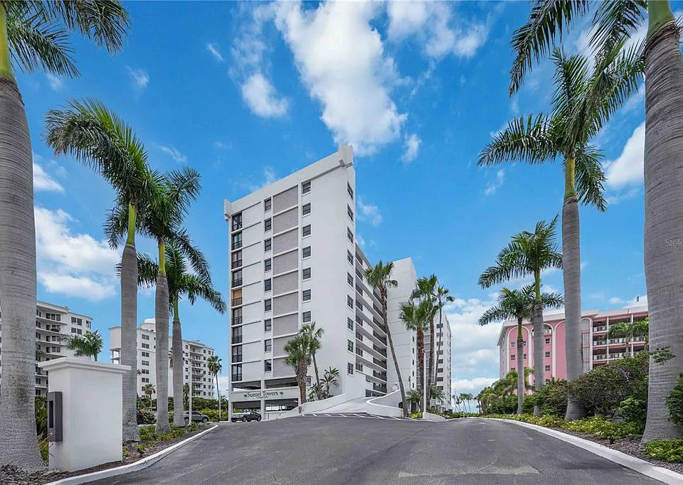 11 Sunset Dr #505