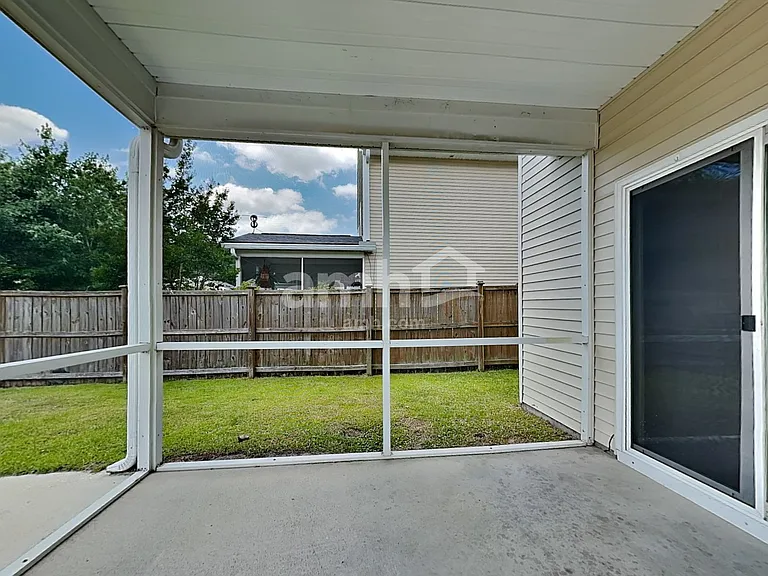 271 Cameron St — Photo 20