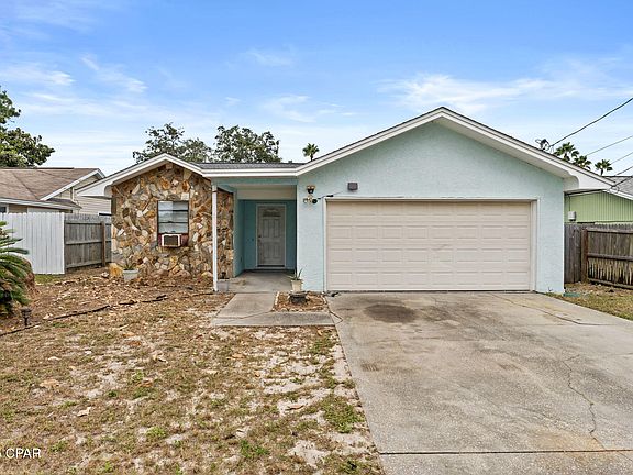 2nd image of 140 Oleander Cir