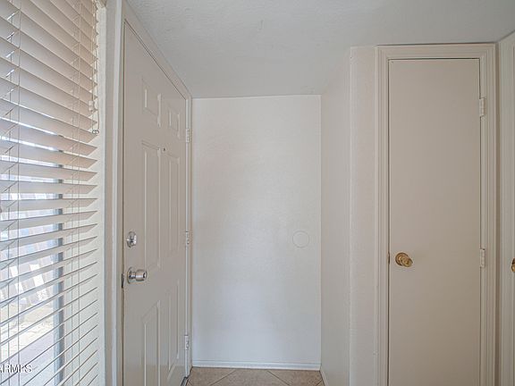 5th image of 609 W 14TH Street