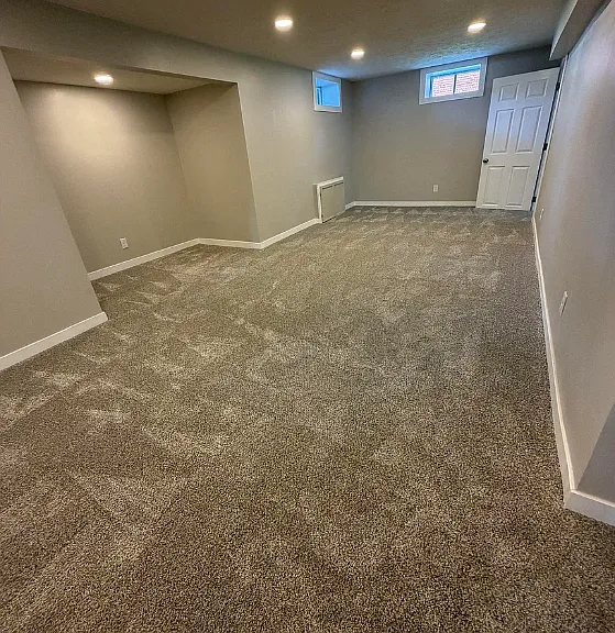 1511 S 61st Ave — Photo 14