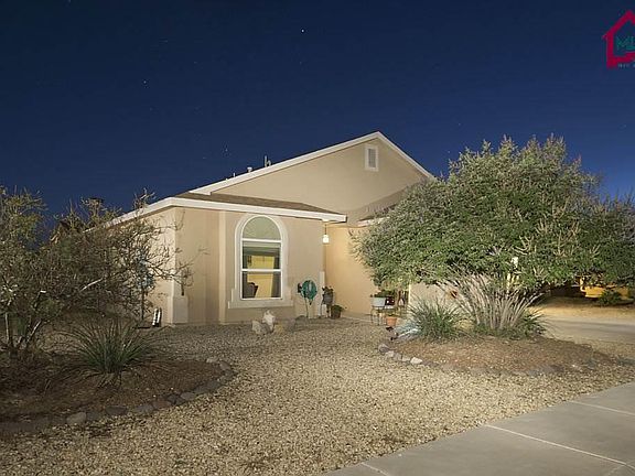 4th image of 3688 Vista Belleza Ave