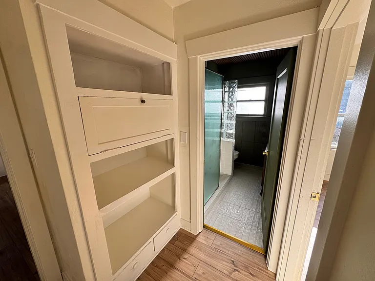 3800 G St — Photo 13