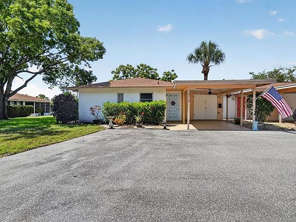 3rd image of 2719 51ST AVENUE W