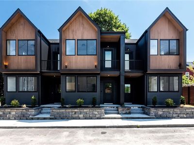 12 Daggett Ct Unit 1, Providence, RI, 02906