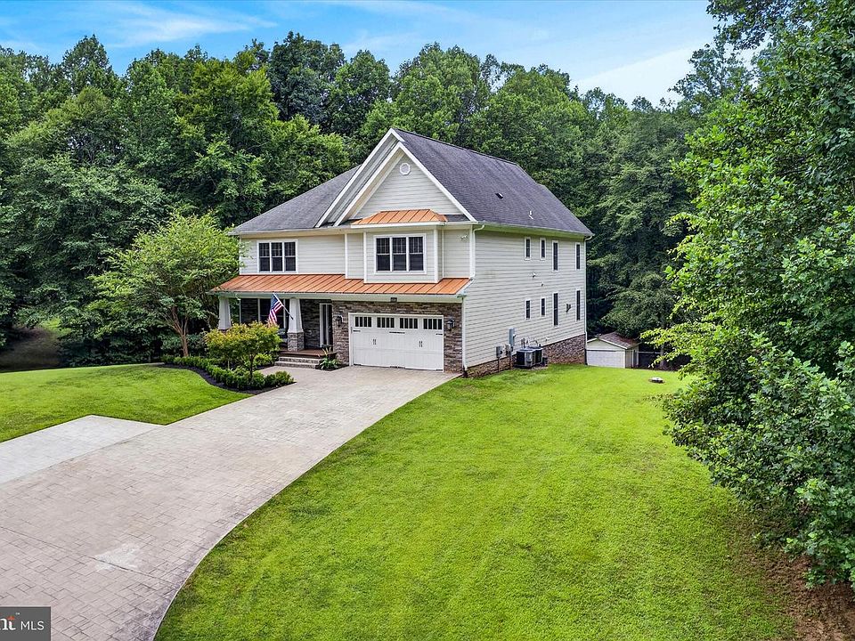 1st image of 7000 Jacobs Grove Ct