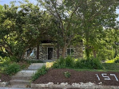 157 Clark Ave, Bonner Springs, KS, 66012