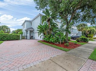 14768 Pinnacle Pl #64, Naples, FL 34119