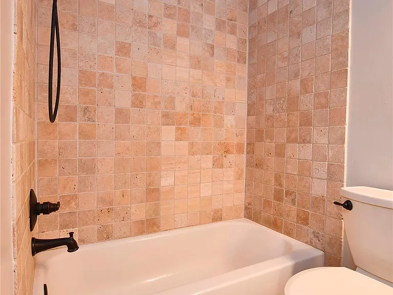 1527 Mariner Dr — Photo 15