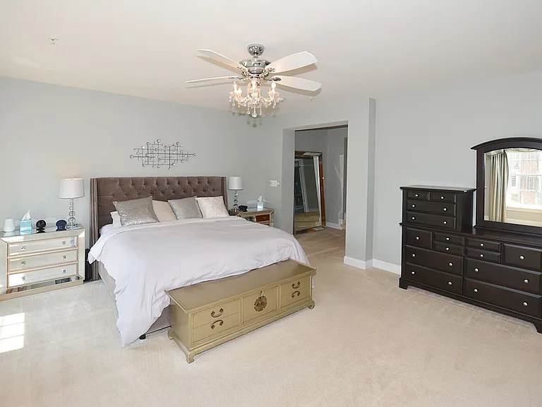 3547 Goddard Way — Photo 12