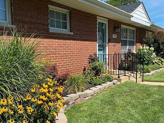 3rd image of 9536 Sophine Ln