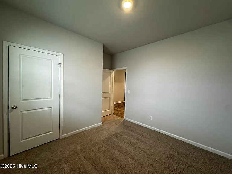 2084 Willowleaf Dr — Photo 8