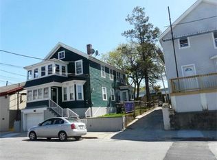 689 King Philip St, Fall River, MA 02724